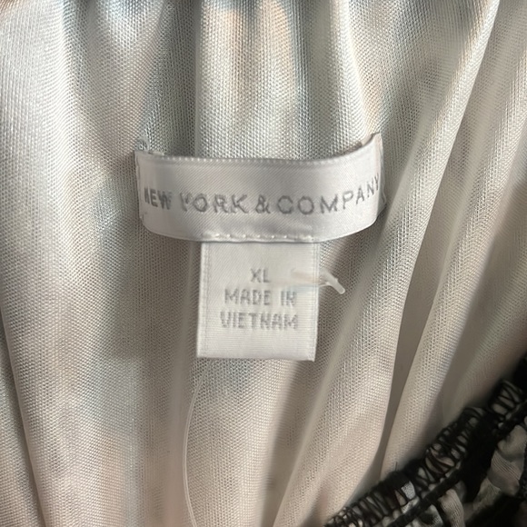 Top - Picture 4 of 5